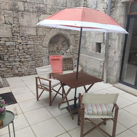 Studio De Charme, Au Calme Dans Le Vieux Chaumont Chaumont  Eksteriør billede